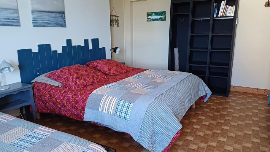 Others 5, Le relais du phare chambre independante, Manche