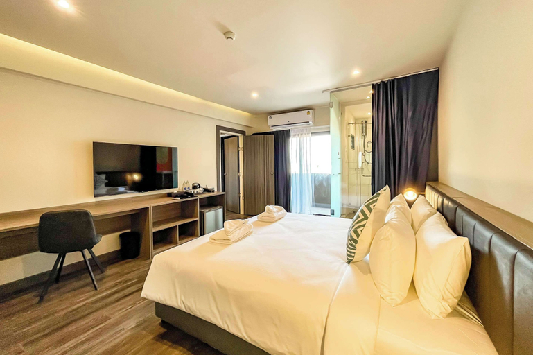 Bedroom 12