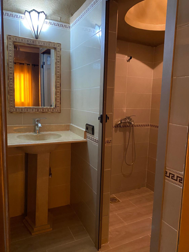 Bathroom 3