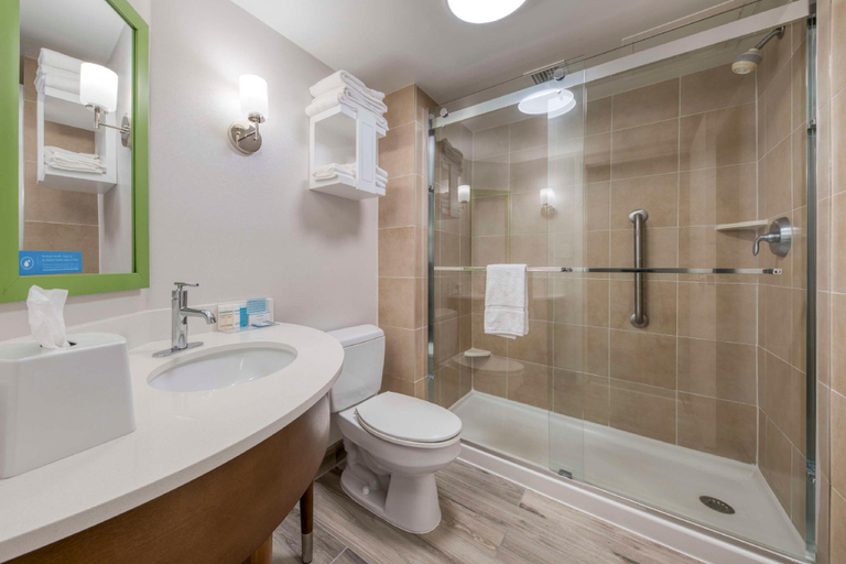 Bathroom 9