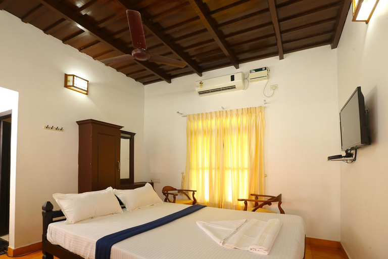 Bedroom, Palmy Lake Resort, Alappuzha