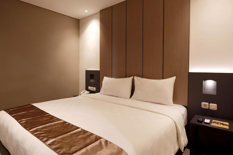 Bedroom 2, Hayo Hotel Palembang by Pribadi Group, Palembang