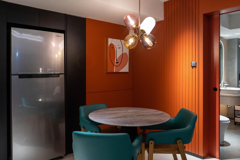 Dining Room 16