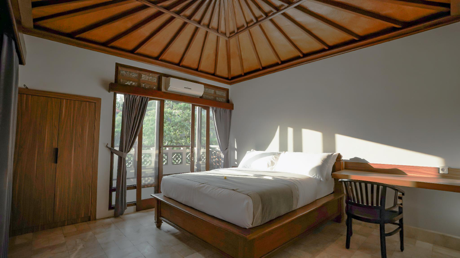 Bedroom 8