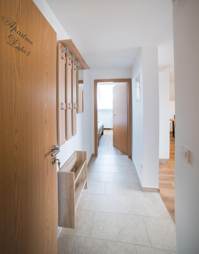 Others 3, Apartma Lida 2, Bled