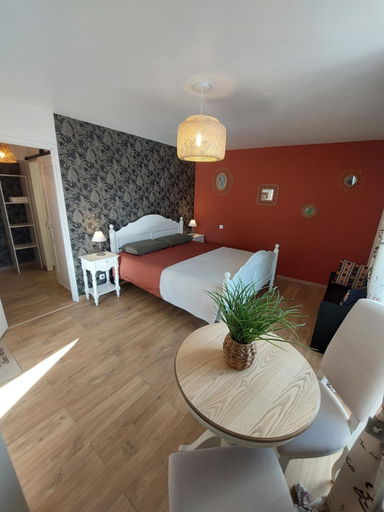 Others 2, Les Petits Jardins de Cisse Chambre de Charme, Vienne
