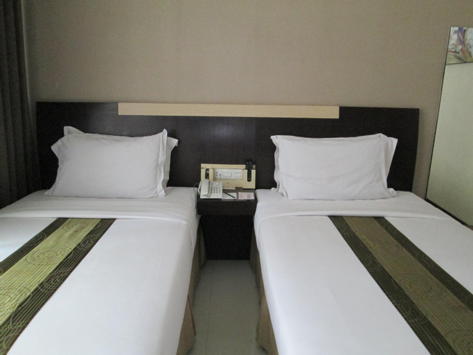 Bedroom 8