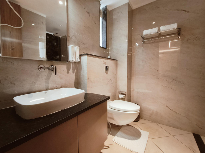 Bathroom 2, Hotel Sj Paradise, Dehradun