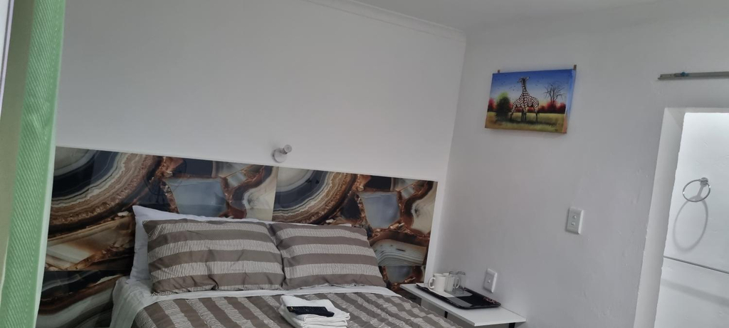 Others 4, Dundee Viks Guest House, Umzinyathi