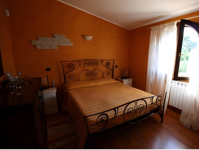 Others 3, B&B La Dolce Vita, Cagliari