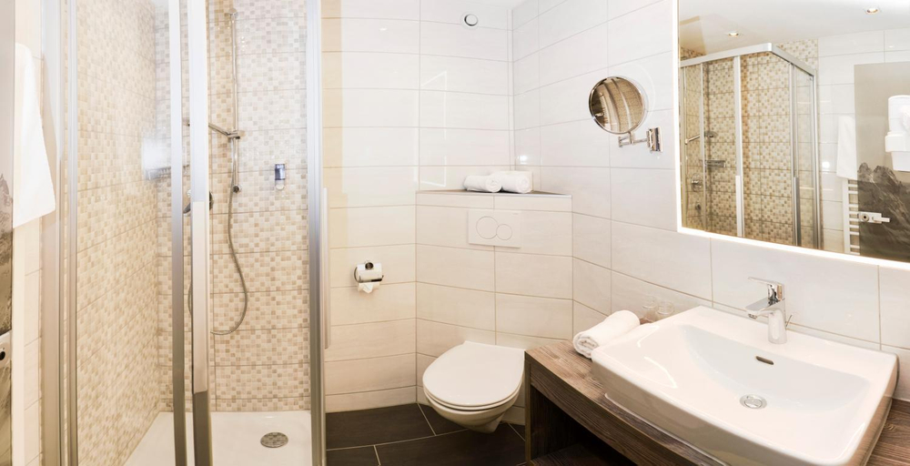 Bathroom 3, Hotel Garni Alpenblick, Landeck