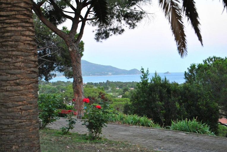 Others 4, Villa Conti Residence, Livorno