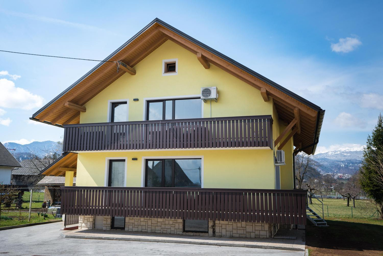 Others 4, Apartma Lida 2, Bled