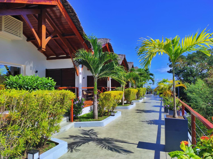 Exterior & Views 2, Andriana Resort & Spa, Diana
