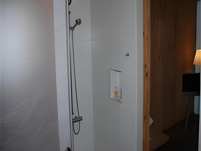 Bathroom 3, Horger Biohotel Und Tafernwirtschaft, Freising