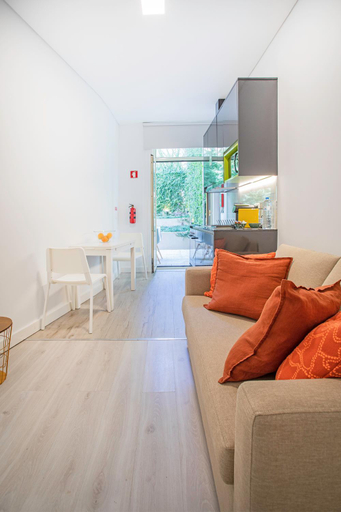 Others 4, Alegria Colour Apartments, Porto