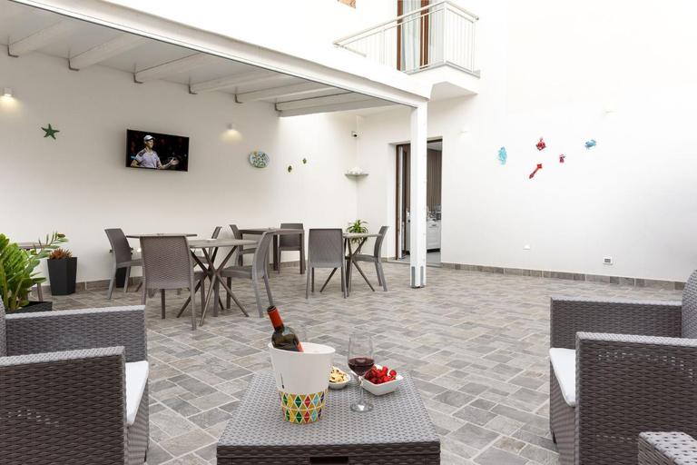 Others 4, Ad Maiora B&B, Trapani