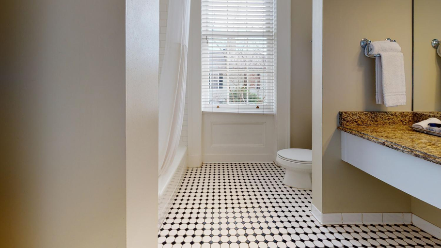 Bathroom 4