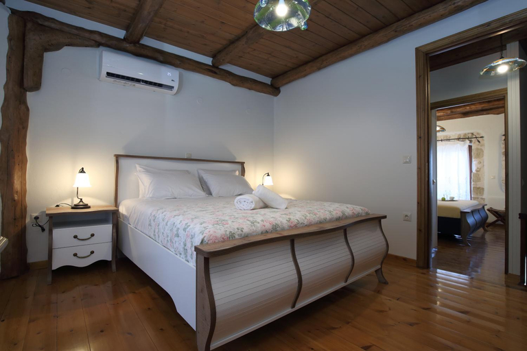 Others 4, Matzanas House, Ionian Islands