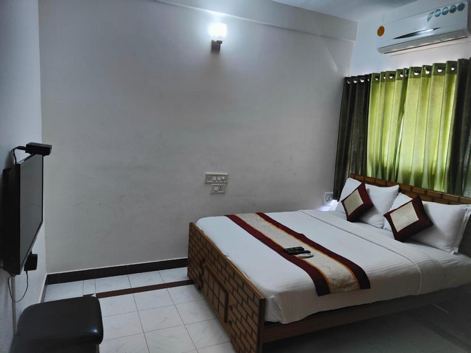 Kapsstone HOMESTAY- Apartments &Rooms near APOLLO &SHANKARA NETHRALAYA HOSPITALS -Greams Road, Chennai