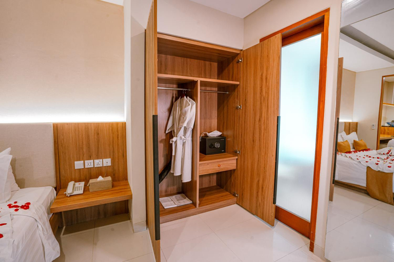 Bedroom 21