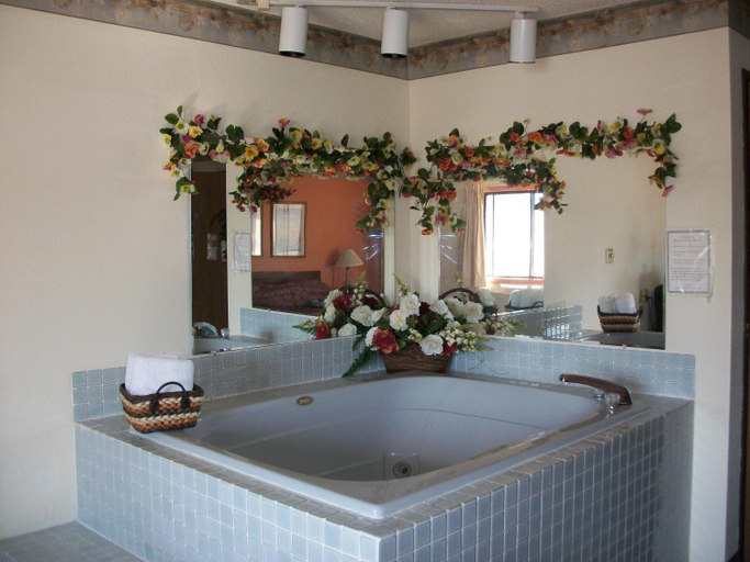 Bathroom 3, Lodi Valley Suites, Columbia