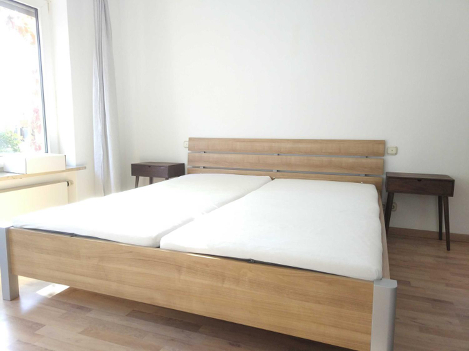 Bedroom 2, Sonnige EG_Wohnung mit Garten Terr, Forchheim