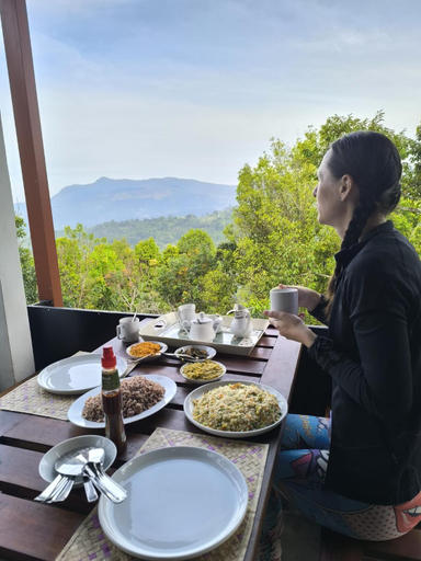 Food & Drinks 2, Villa 95 Rangala, Medadumbara