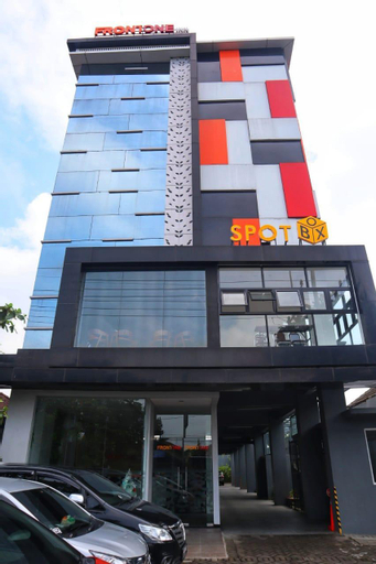 Exterior 2