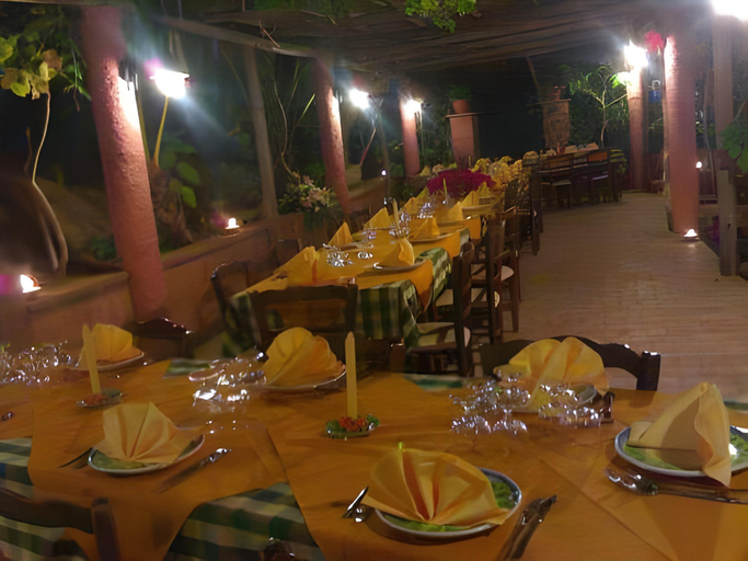 Food & Drinks 4, Villette Monte Alto, Messina