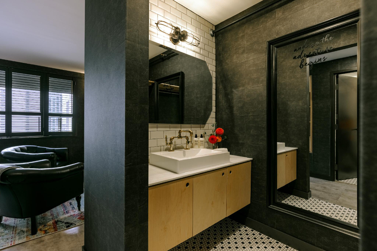 Bathroom 6