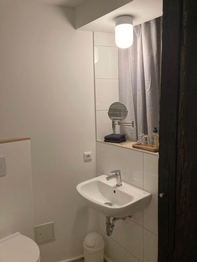 Bathroom 9
