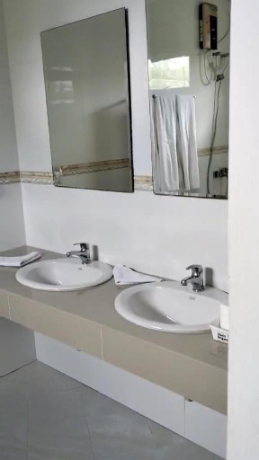 Bathroom 2, AHI Maldives