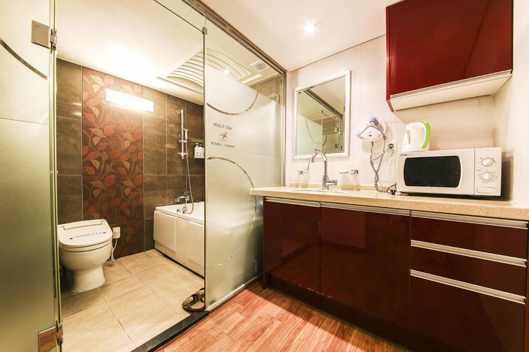 Bathroom 3, Goodstay Q Hotel, Yongin
