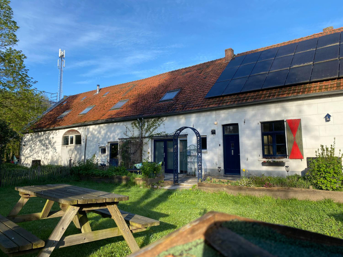 Others 3, B&B Op de Soursehof, Heythuysen