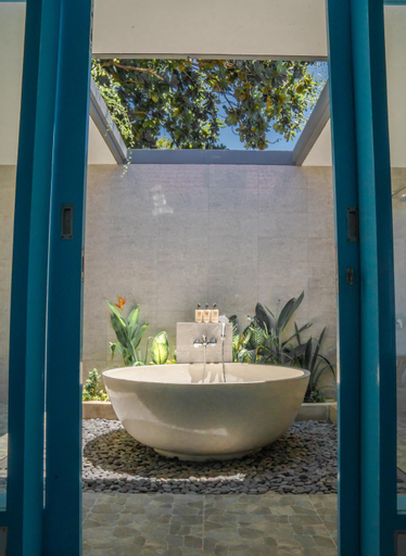 Bathroom 5
