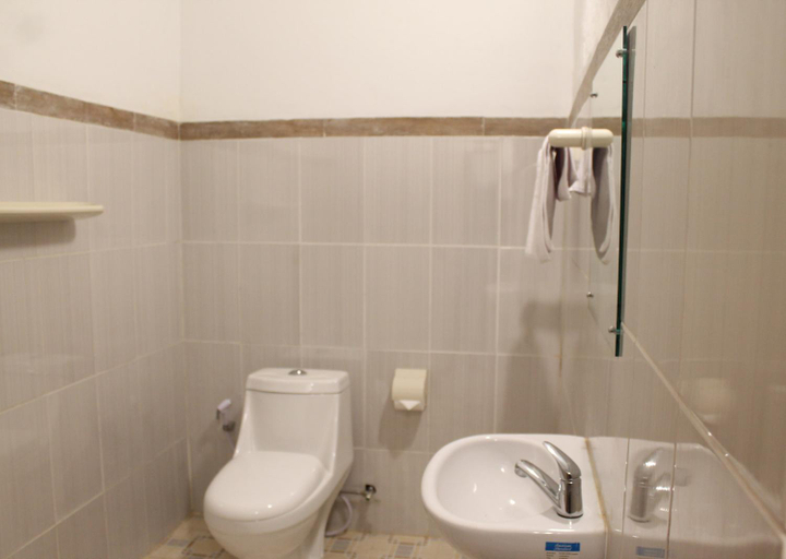 Bathroom 2