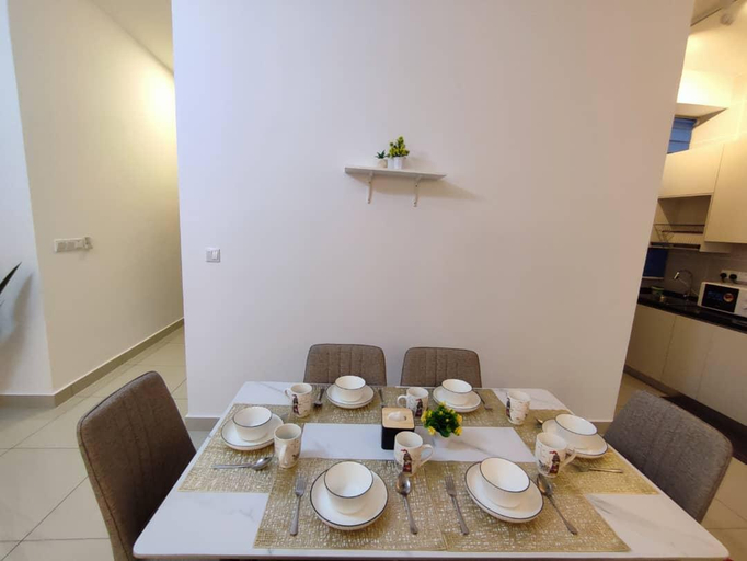 Dining Room 9