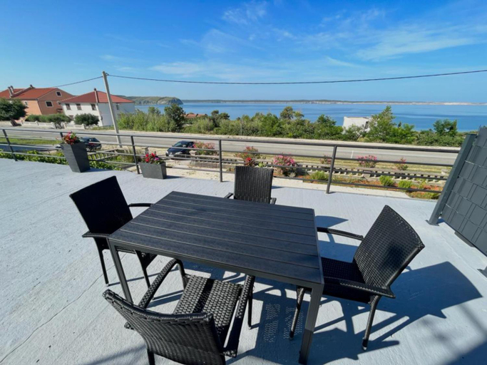 Others 4, Apartments Sea View, Ražanac