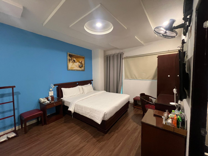 Bedroom 8