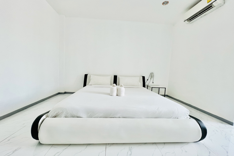 Bedroom 11