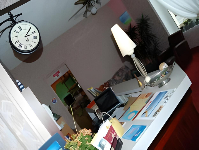 Others 5, Cit'Hotel Les Alizes, Ille-et-Vilaine