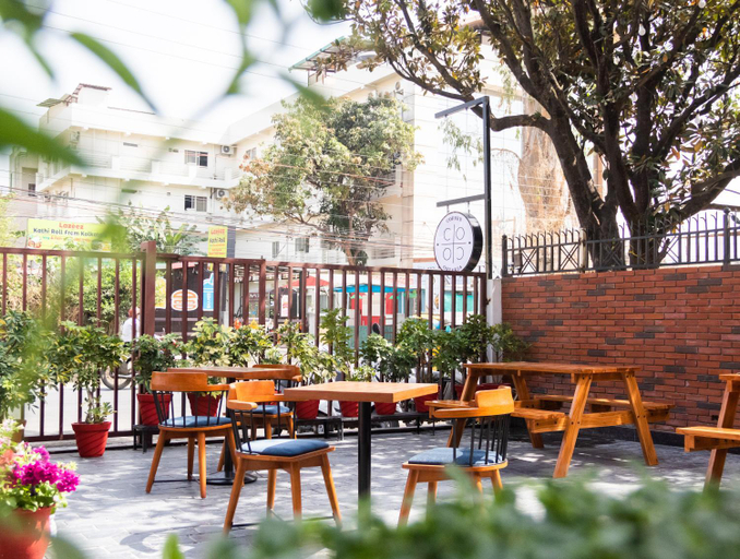 Food & Drinks 5, L P Residency, Dehradun