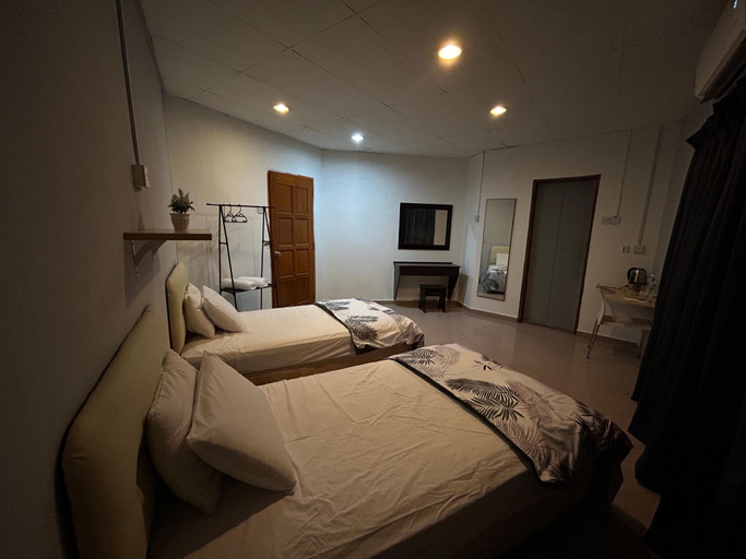 Bedroom 6