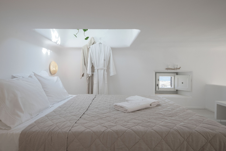 Bedroom 4, Ortygia Suites, South Aegean
