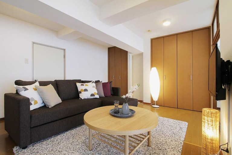 Bedroom 1, Mitao bld - 2 Bedroom Apt 4mins to PeacePark for 9ppl, Hiroshima