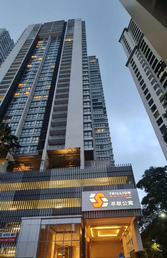 Exterior 6