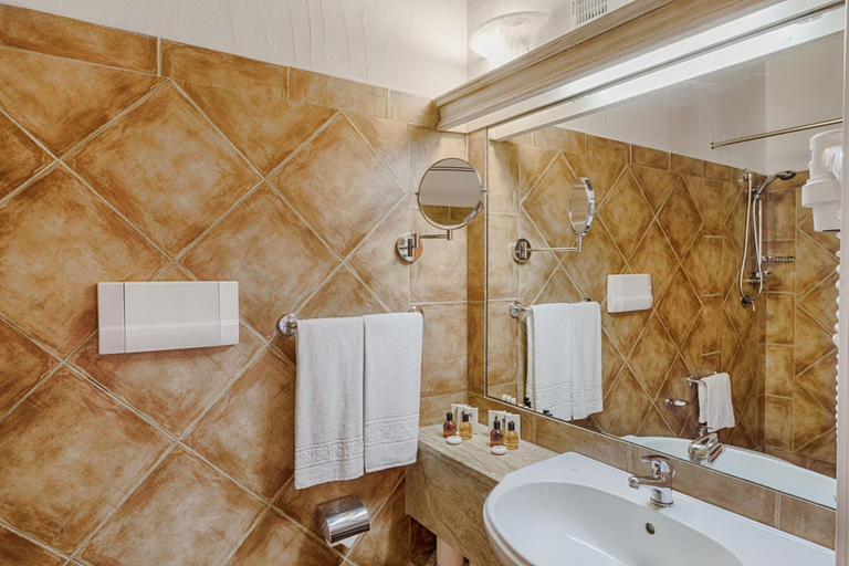 Bathroom 4, Colonna Hotel Country & Sporting, Olbia-Tempio