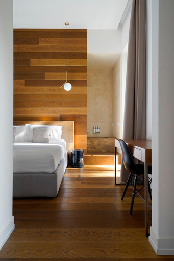 Bedroom 15