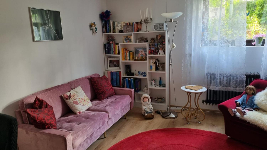 Others 3, Thomas' Wohlfuhl-Appartement Gemutliches Wohnambiente & modernes Bad, Ulm